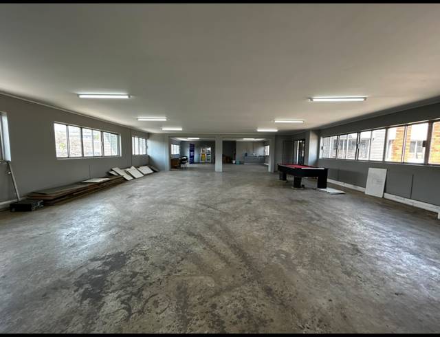 360M² WAREHOUSE TO LET IN WYNBERG